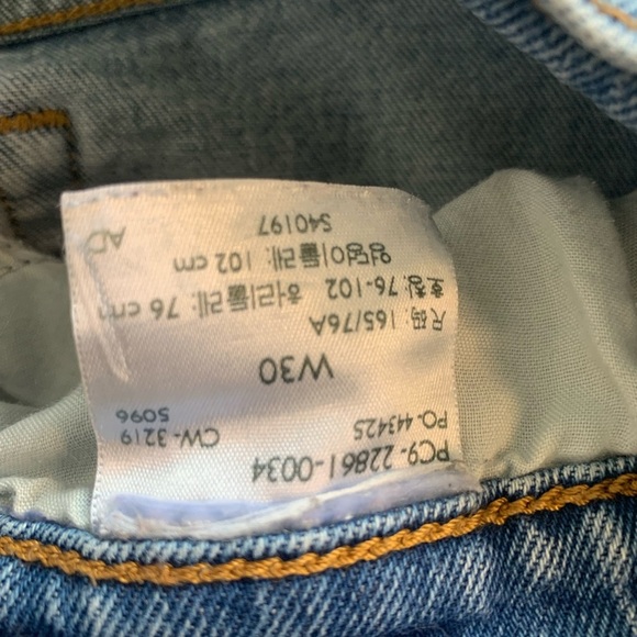 Levi's Women's Blue Jeans - Picture 4 of 7